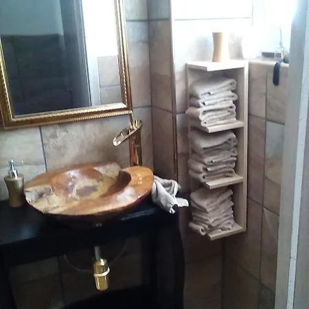 La Bodega Гостевой дом Trostau